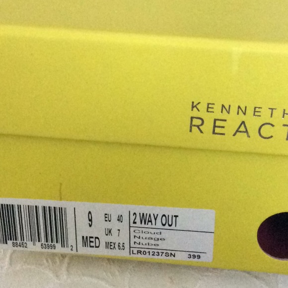 Kenneth Cole REACTION Sandal - Picture 16 of 16
